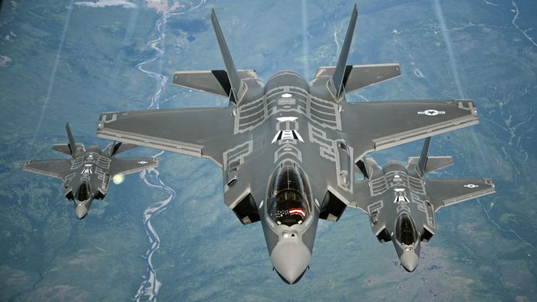 Uzmanların en büyük çekincesi, F-35'lerin sürekli ABD'deki merkeze bağlı olma zorunluluğu.