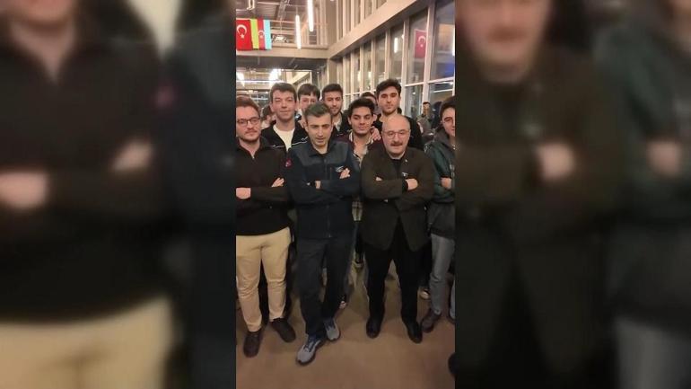 İTÜde kardeşlik iftarı: İftar programına Bayraktar ve Varankta katıldı