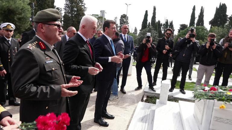 İstiklal Marşının kabulünün 104. Yılı: Vatan Şairi Mehmet Akif Ersoy kabri başında anıldı