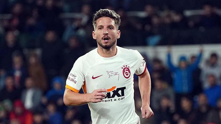 Galatasaraydan Dries Mertense yeni teklif Okan Buruk kalmasında ısrarcı