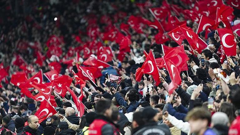 A Milli Takım, A Ligi için Macaristan deplasmanında