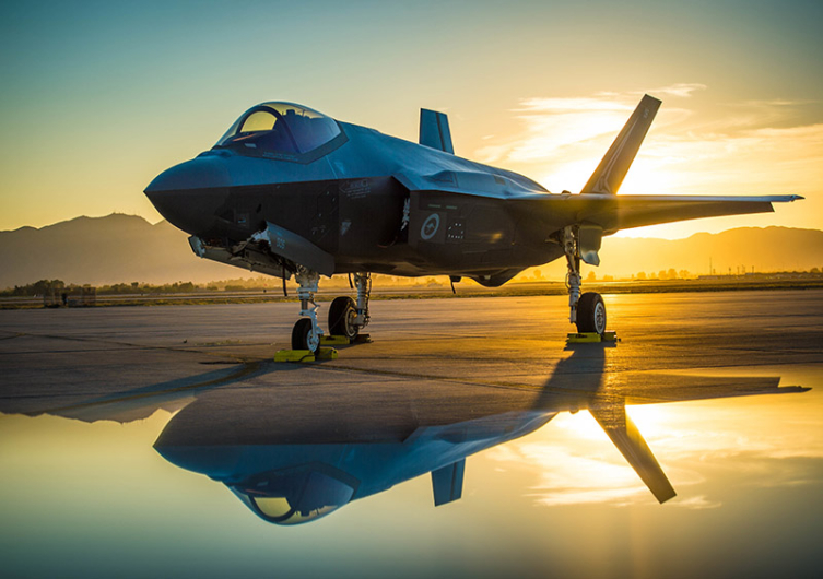 F-35 uçakları son yılların en çok tartışılan askeri projelerinin başında geliyor.