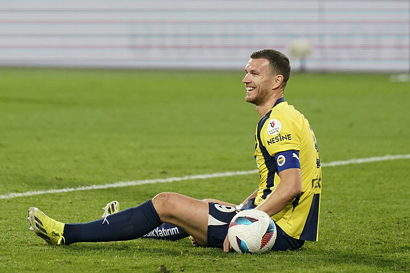 Edin Dzeko (AA)