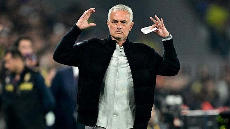 Mourinho-Solskjaer rekabeti bu sefer derbide yaşanacak