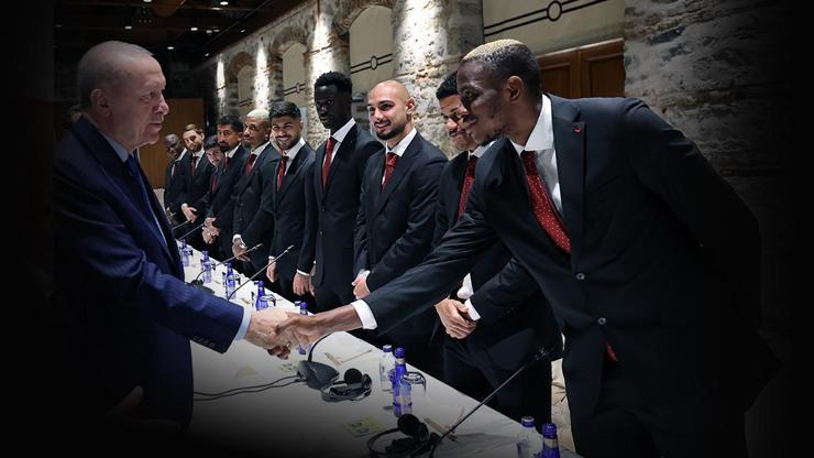 Cumhurbaşkanı Erdoğan, Süper Lig Şampiyonu Galatasaray’ı Kabul Etti