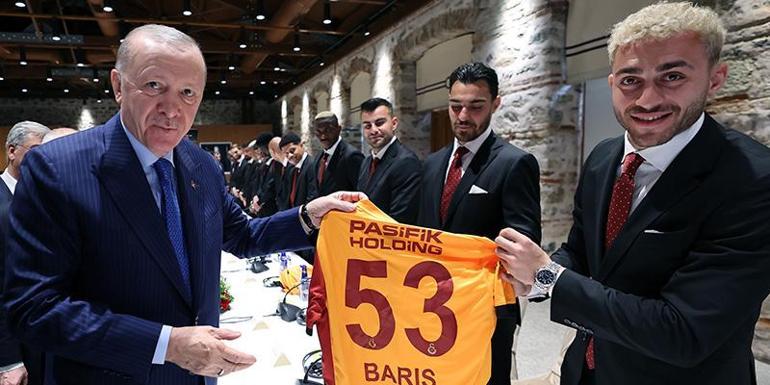 Cumhurbaşkanı Erdoğan, Süper Lig Şampiyonu Galatasaray’ı Kabul Etti