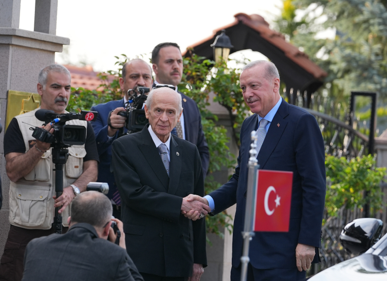 Cumhurbaşkanı Erdoğan, MHP Genel Başkanı Bahçeli'yi ziyaret etti