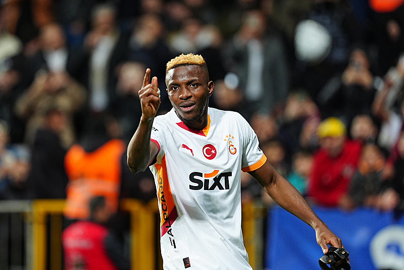 Victor Osimhen (AA)