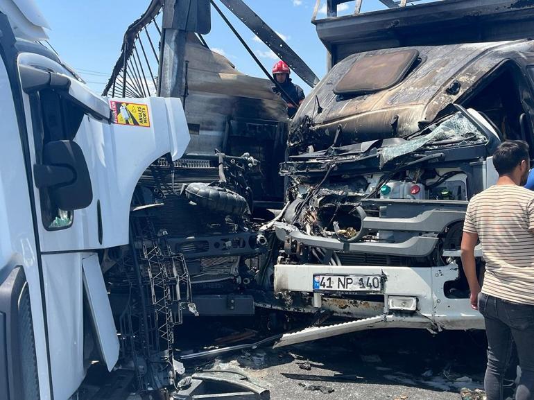 Sakaryada feci TIR kazası :1 ölü 2 yaralı