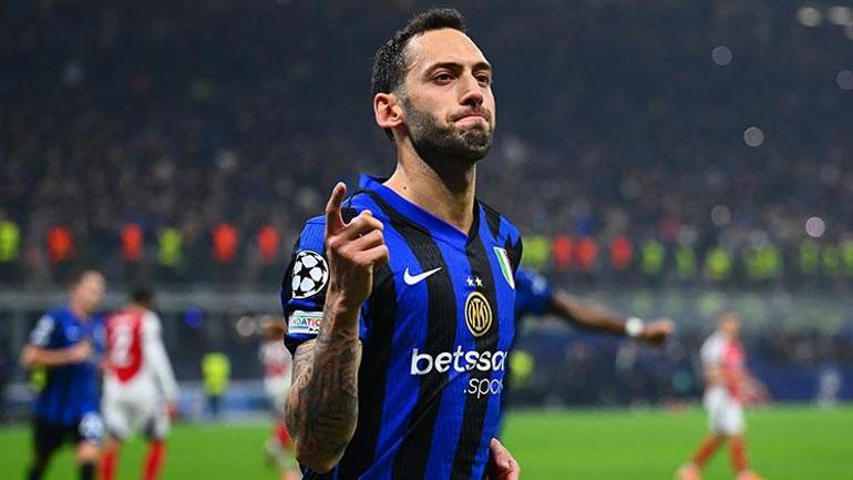 Galatasaray Başkanı Dursun Özbek ve Abdullah Kavukcudan Hakan Çalhanoğlu, Osimhen, Sane transferi açıklaması