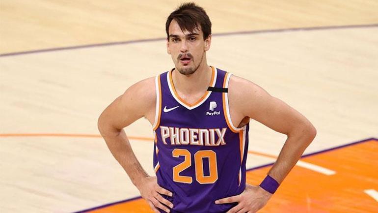 Fenerbahçenin transfer listesindeki Vasilije Micice EuroLeagueden dev teklifler