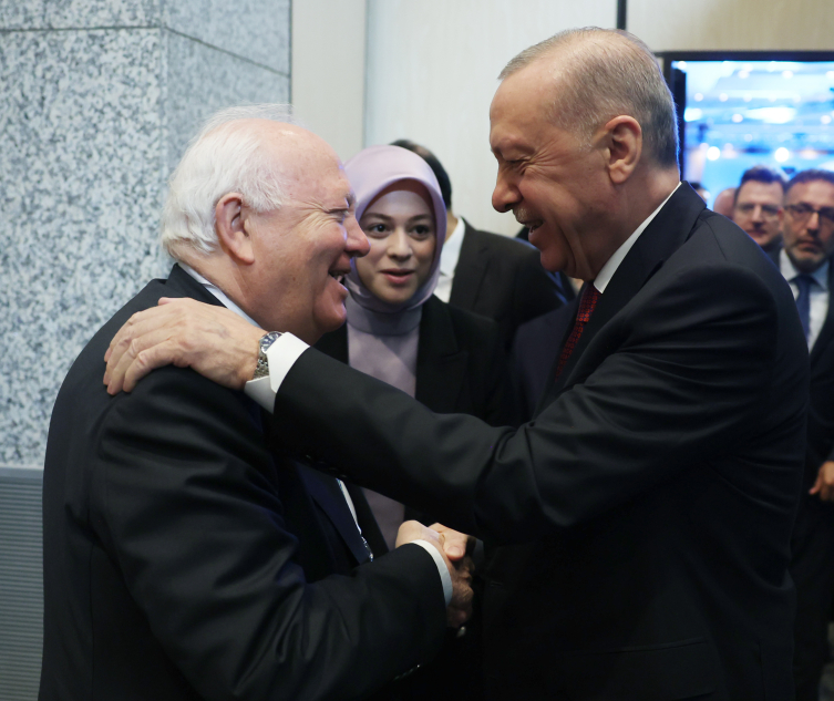 Cumhurbaşkanı Erdoğan'dan İstanbul'da yoğun diplomasi trafiği