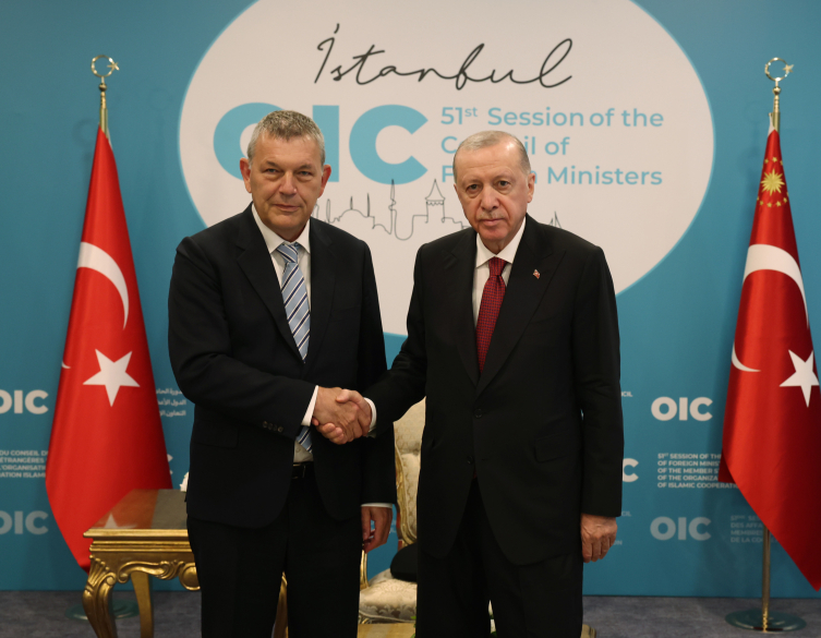 Cumhurbaşkanı Erdoğan'dan İstanbul'da diplomasi trafiği
