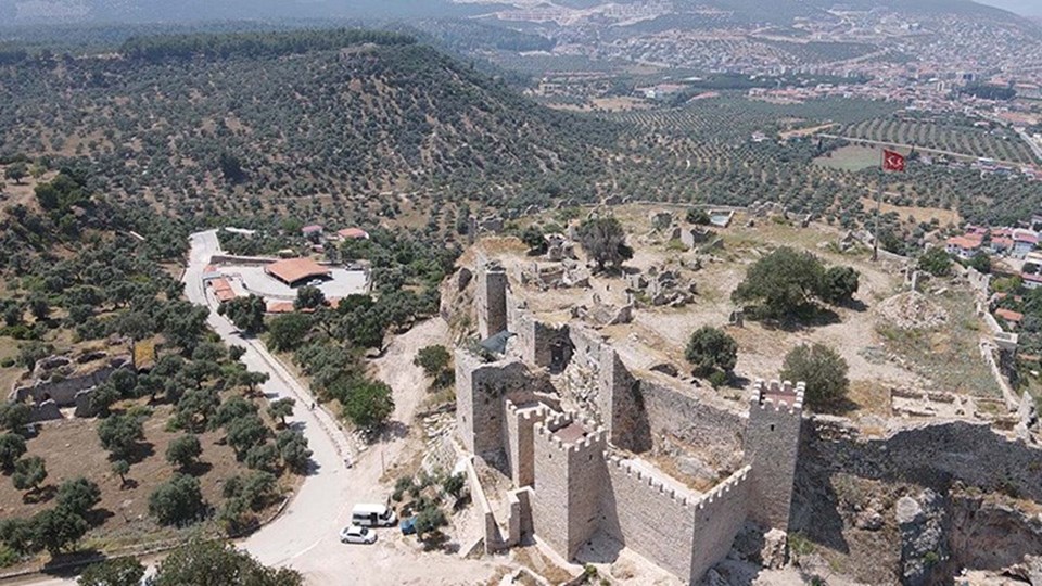 Beçin Antik Kenti'nde kazılar sürüyor: Ok uçları bulundu - 1