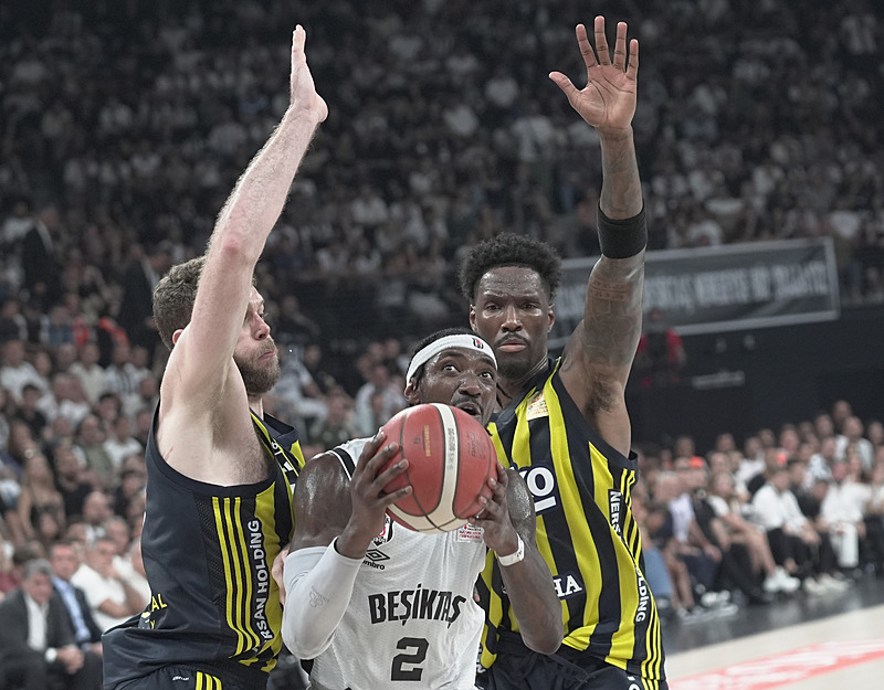 Fenerbahçe Beko, Beşiktaş Fibabanka'yı yenmesi halinde şampiyon olacak (AA)