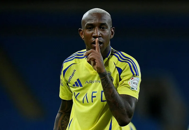 Talisca'nın ayrılması bekleniyor. (REUTERS)