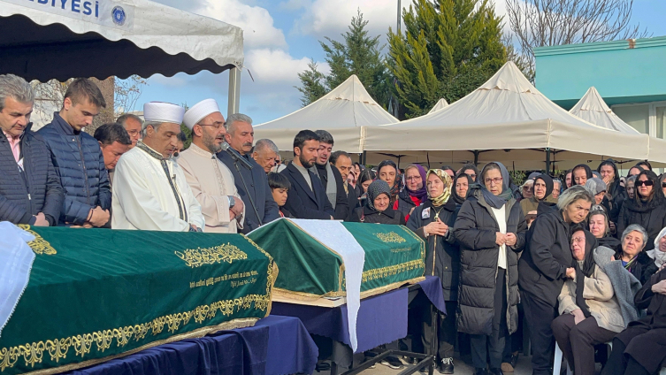 Oteli beğenmedikleri için sabah terk edeceklerdi, yangında hayatını kaybettiler