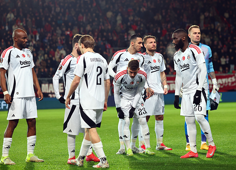 Beşiktaş Twente'ye yenilerek Avrupa Ligi'nden elenmişti (Takvim Foto Arşiv)