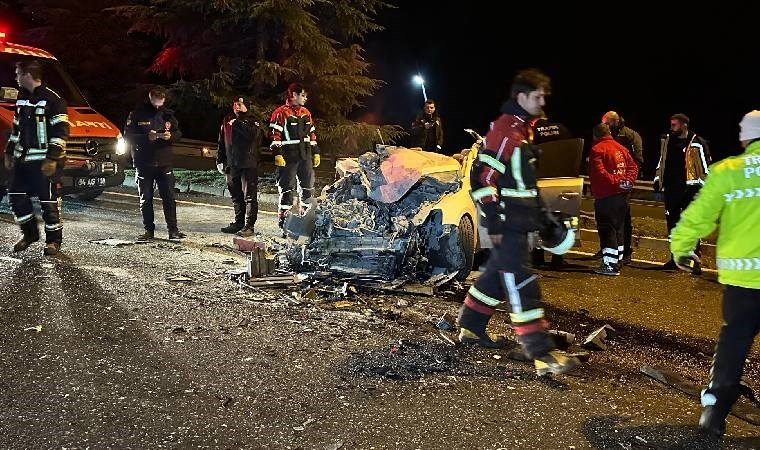 Uşak'ta otomobil TIR'a arkadan çarptı: 1 ölü, 1 gözaltı!