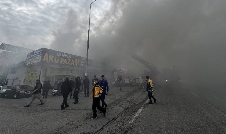 Bursa'da  oto aksesuar işletmesinde korkutan yangın!