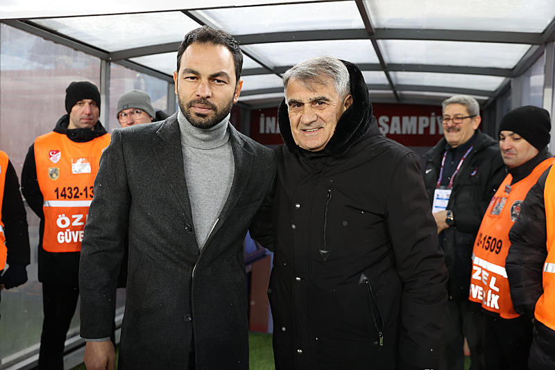 Şenol Güneş ve Selçuk İnan (AA)